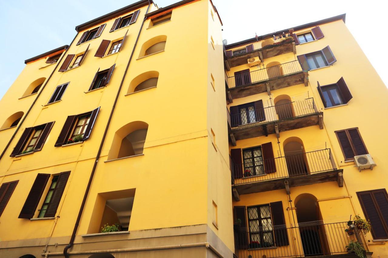 Navigli Tiny Bright House Milan Exterior photo